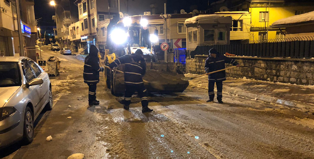 BÜYÜKŞEHİR’İN KAR TEMİZLİĞİ