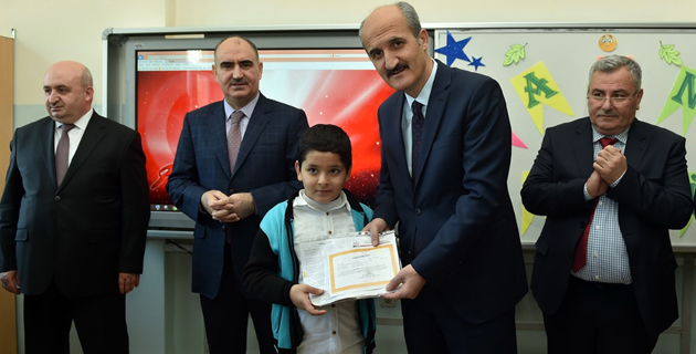 DULKADİROĞLU’NDA KARNE HEYECANI