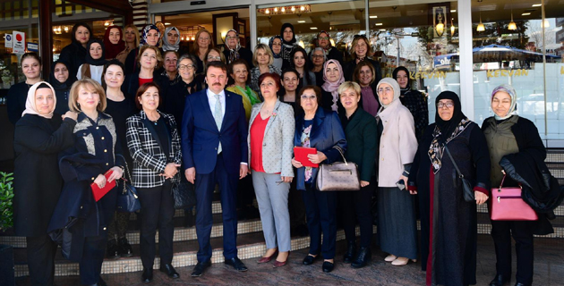 KADINLARDAN ERKOÇ’A TEŞEKKÜR