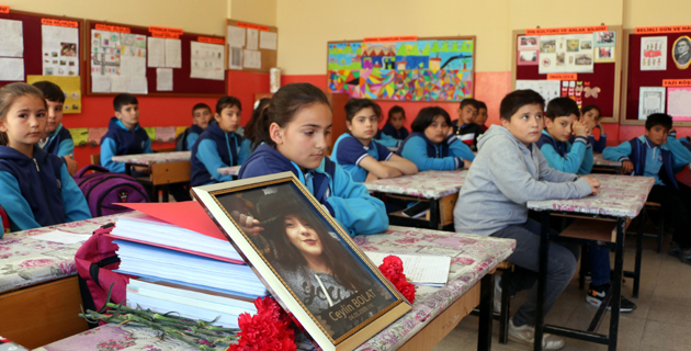 Gölete düşen üç çocuğun Okulunda Yas