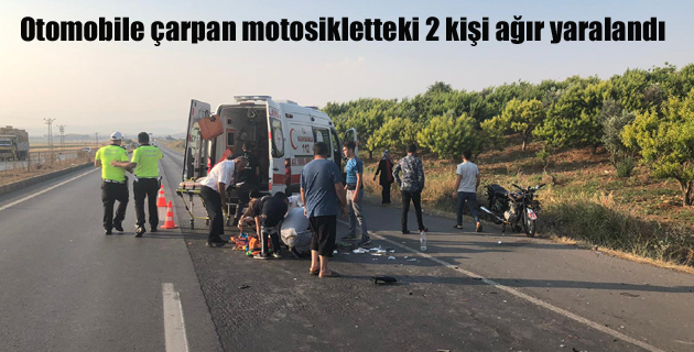Otomobile çarpan motosikletteki 2 kişi ağır yaralandı