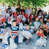 BİR TEBESSÜM GÖNÜLLERİ FETHETTİ