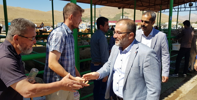 GÜVEN’DEN BÖLGESEL HAYVAN PAZARINA ZİYARET