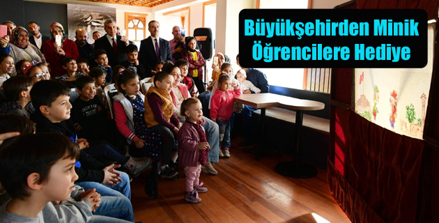 Büyükşehirden Minik Öğrencilere Hediye