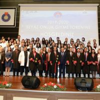 KSÜ’de Diş Hekimi Adayları Beyaz Önlüklerini Törenle Giydi