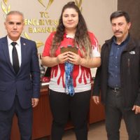 MİLLİ HALTERCİ MELİKE GÜNAL AVRUPA ŞAMPİYONU