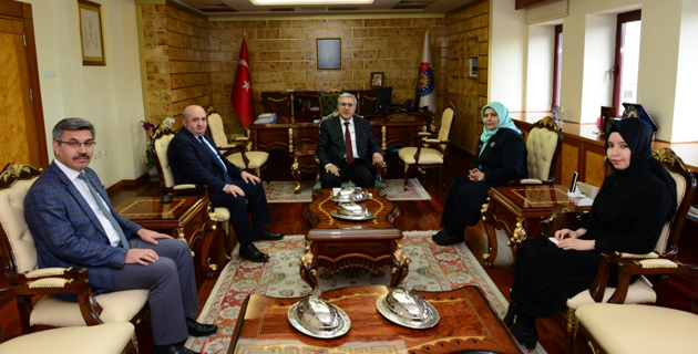 Öçal’dan Rektör Can’a Ziyaret