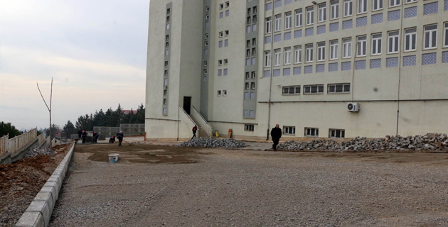 Anadolu Lisesi Bahçesinde Çevre Düzenlemesi
