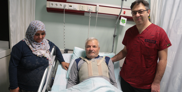 Kahramanmaraş’ta 71 yaşındaki hastaya kalbi durdurulmadan ameliyat