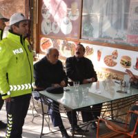 Kahramanmaraş’ta trafik polislerinden sahada eğitim