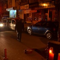 Mangal yaparken balkonu yaktılar