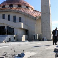 Merkez Camii’de Çevre Düzenlemesi Tamamlandı