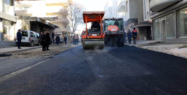 Pazarcık 1. Caddeye Sıcak Asfalt