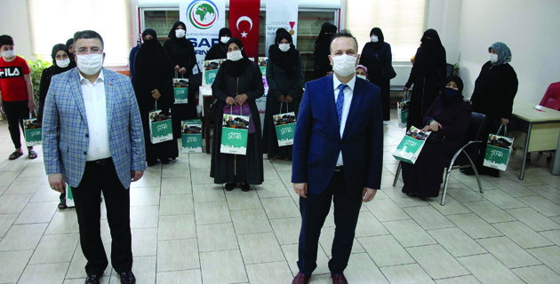 Suriyeli Ailelere Hijyen Kiti dağıtıldı