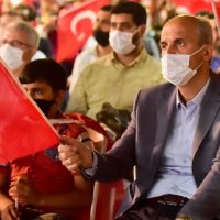 15 TEMMUZ’DA 15 BİN BAYRAK