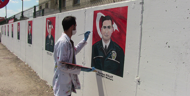 Şehit polislerin resimleri duvarlara çizildi