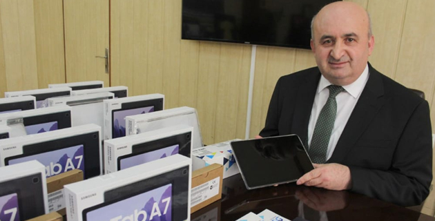 Kahramanmaraş’ta 4 bin 330 tablet bilgisayarın ilçelere teslimatı başladı