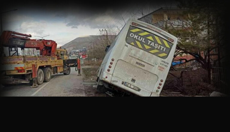 Kahramanmaraş’ta midibüsün çarptığı genç kız öldü