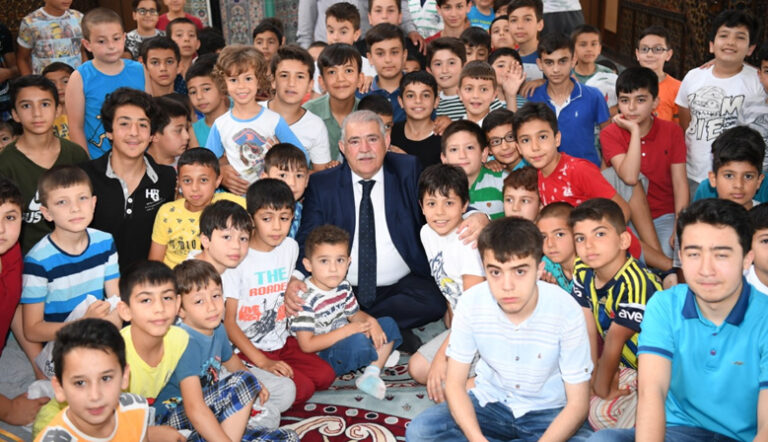 BAŞKAN MAHÇİÇEK’TEN MİRAÇ KANDİLİ MESAJI