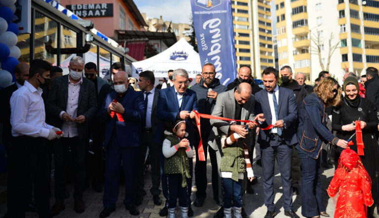 Kahramanmaraş’ta Bikamping outdoor mağazası görkemli bir törenle açıldı!