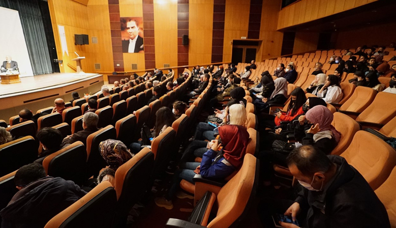 Kahramanmaraş’ta Kültür Sanat Etkinliklerinde Tatcı ve Kılıç Söyleşisi