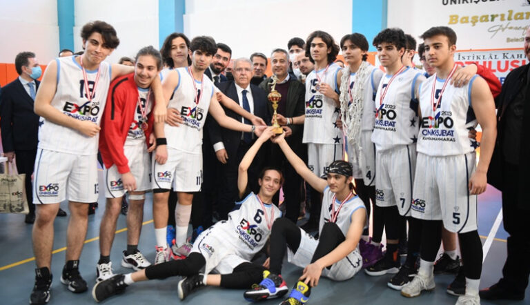 Onikişubat Belediyesi Kurtuluş Kupası Sahibini Buldu