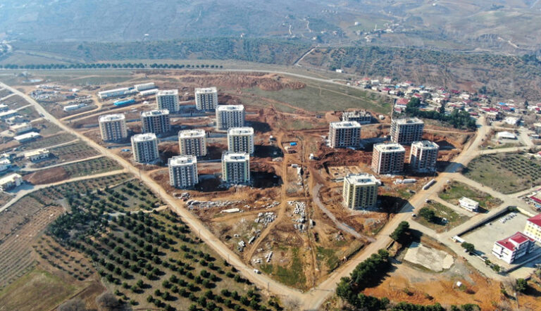 Tekke’deki Hak Sahiplerinin Yeni Konutları Tamamlanıyor