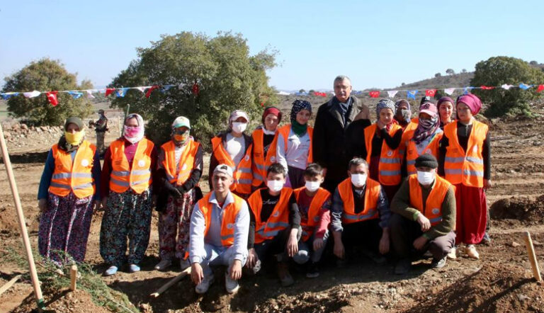 Güvenç’in kurduğu güçlü iletişim, 30 bin fidan olarak Kahramanmaraş’a nefes oldu