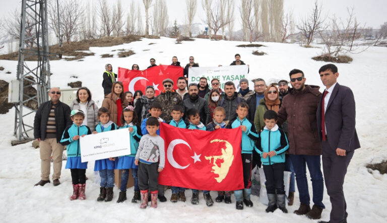 BİR KÖY OKULU BİR UMUT