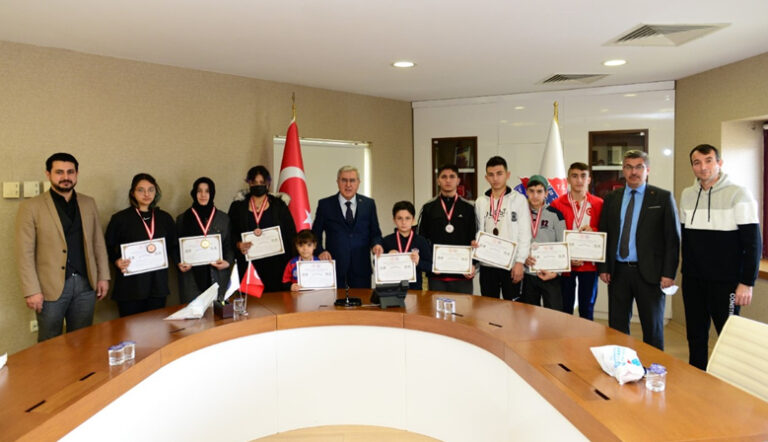 KSÜ Wushu Kung Fu Takımı Milli Takım Seçmelerinden 15 Madalyayla Döndü