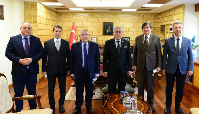 EXPO 2023 Uluslararası Temsilcisi Büyükelçi Erdoğan Kök Rektör Can’ı Ziyaret Etti