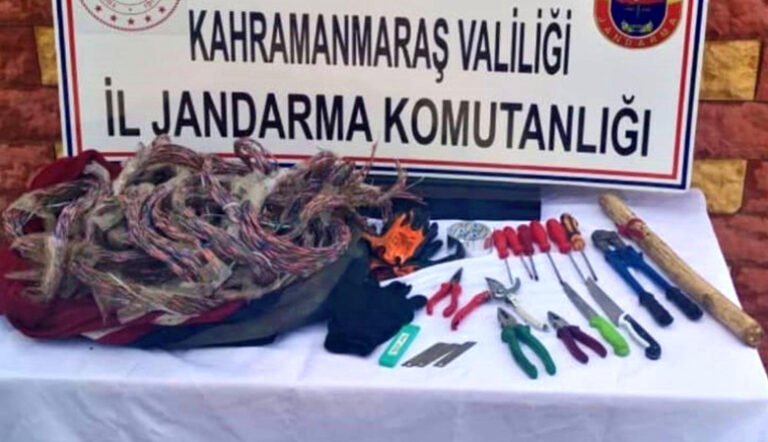 Kahramanmaraş’ta kablo hırsızları yakalandı