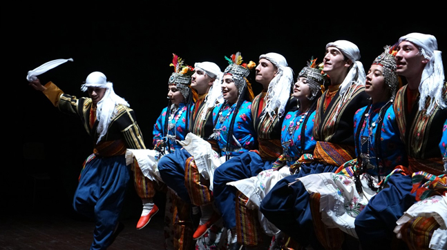 Kurtuluş Haftası’nda Halk Dansları Gösterileri
