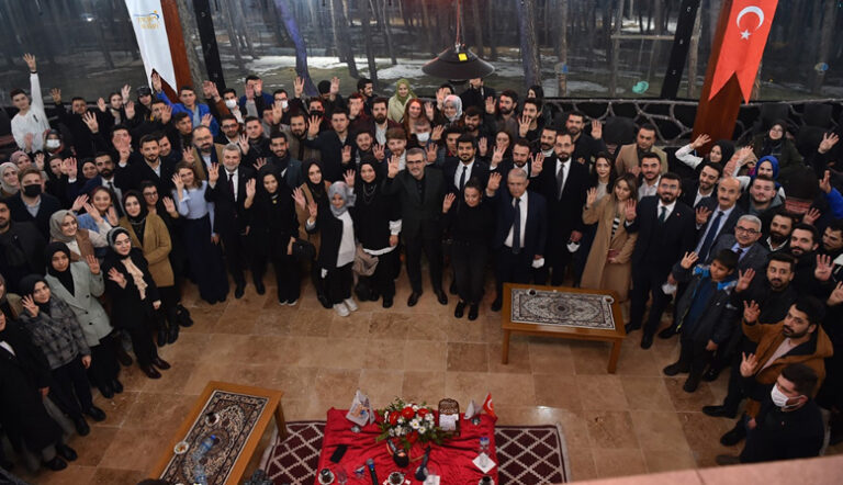 CUMHURBAŞKANI ERDOĞAN HEYECAN BAHÇESİNDE GENÇLERE SESLENDİ