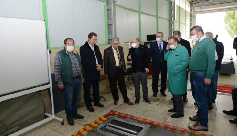 Rektör Can Karacasu Yerleşkesinde Program Atölyelerini İnceledi