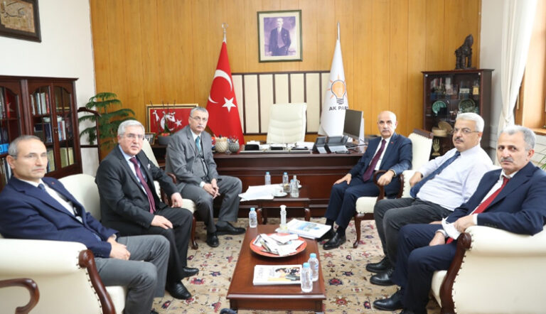 KSÜ Rektörü Can, Tarım ve Orman Bakanı Kirişçi’yi Ziyaret Etti