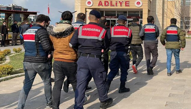 Kahramanmaraş’ta DEAŞ operasyonunda 3 kişi yakalandı