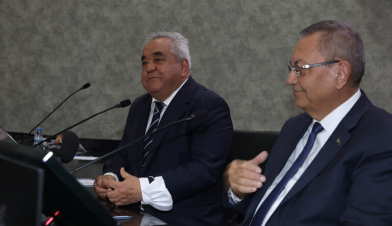 KİÜ REKTÖRÜ ÖZGÜL, KMTSO MECLİS TOPLANTISINA KONUK OLDU