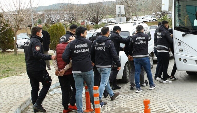KAHRAMANMARAŞ’TA BİR HAFTA İÇERİSİNDE 15 SOKAK SATICISI TUTUKLANDI