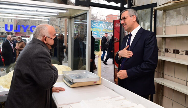 Kapalı Çarşı Esnafından Başkan Güngör’e Teşekkür