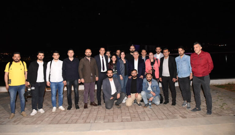 Başkan Mahçiçek; El birliğiyle bu memleketi, örnek ve model bir memleket yapalım