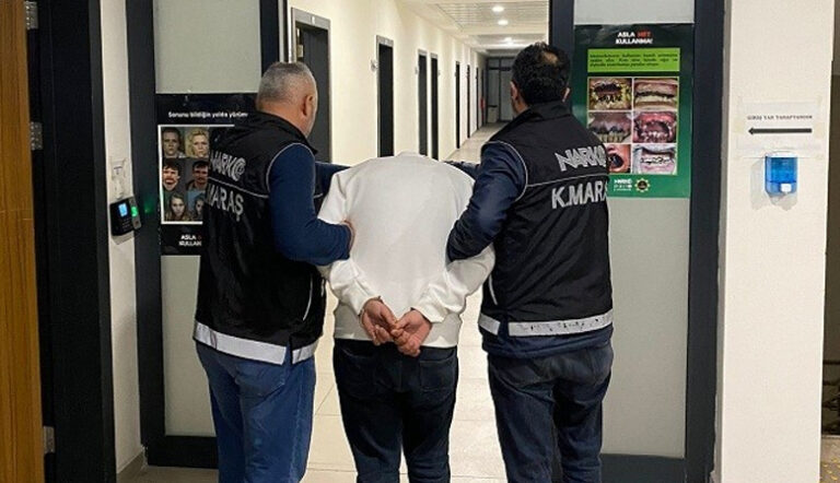 Kahramanmaraş’ta Valizinde esrar ele geçirilen şüpheli tutuklandı
