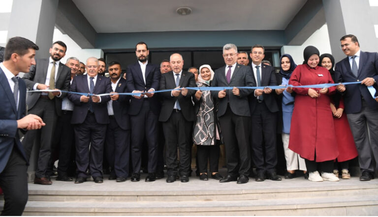 BAŞKAN MAHÇİÇEK; HALKA HİZMETTE REKOR KIRDIK