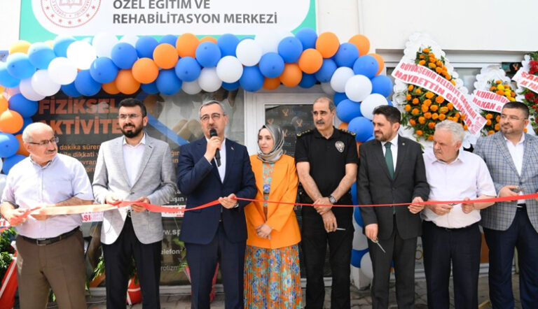 Hayrettin Güngör Rehabilitasyon Merkezi Açılışına Katıldı