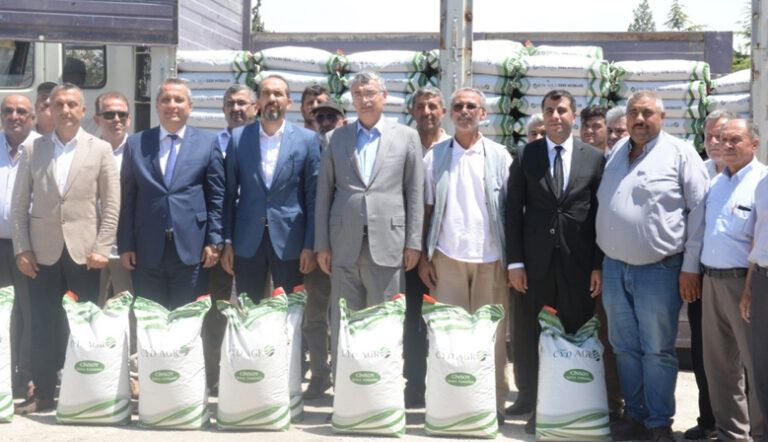 KAHRAMANMARAŞ’TA SOYA TOHUMU DAĞITIMI PROGRAMI GERÇEKLEŞTİRİLDİ