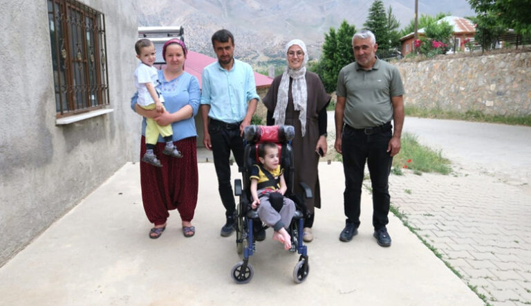 Kahramanmaraş Büyükşehir Belediyesi Özel Gereksinimli Vatandaşların Yanında