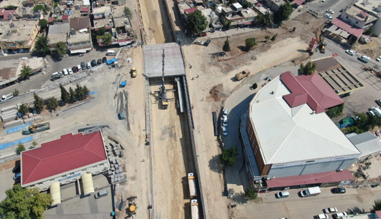 Tevfik Kadıoğlu’nda Köprü Kiriş Montajı da Başladı