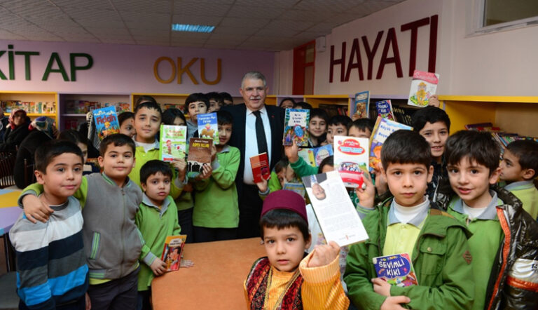 Başkan Mahçiçek; Tüm imkânlarımızı bu yıl da öğrencilerimize seferber edeceğiz