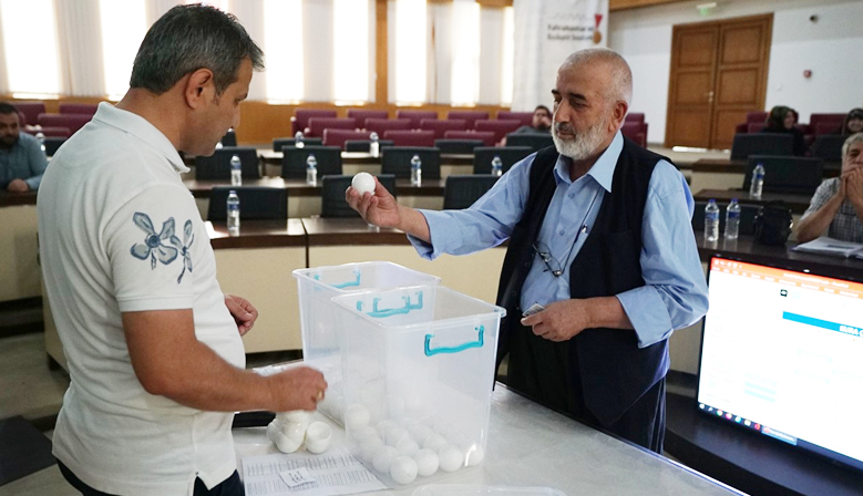 Saçaklızade’de Konutlar Hak Sahiplerine Teslim Ediliyor