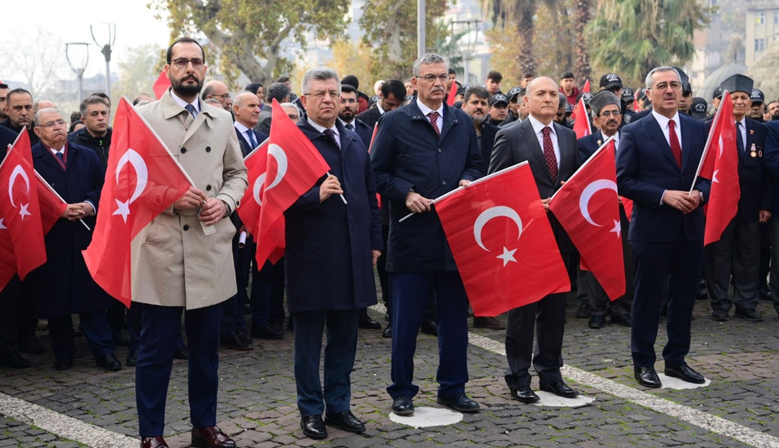 Başkan Güngör: “Bayrak; Onur, Şeref ve Namustur”